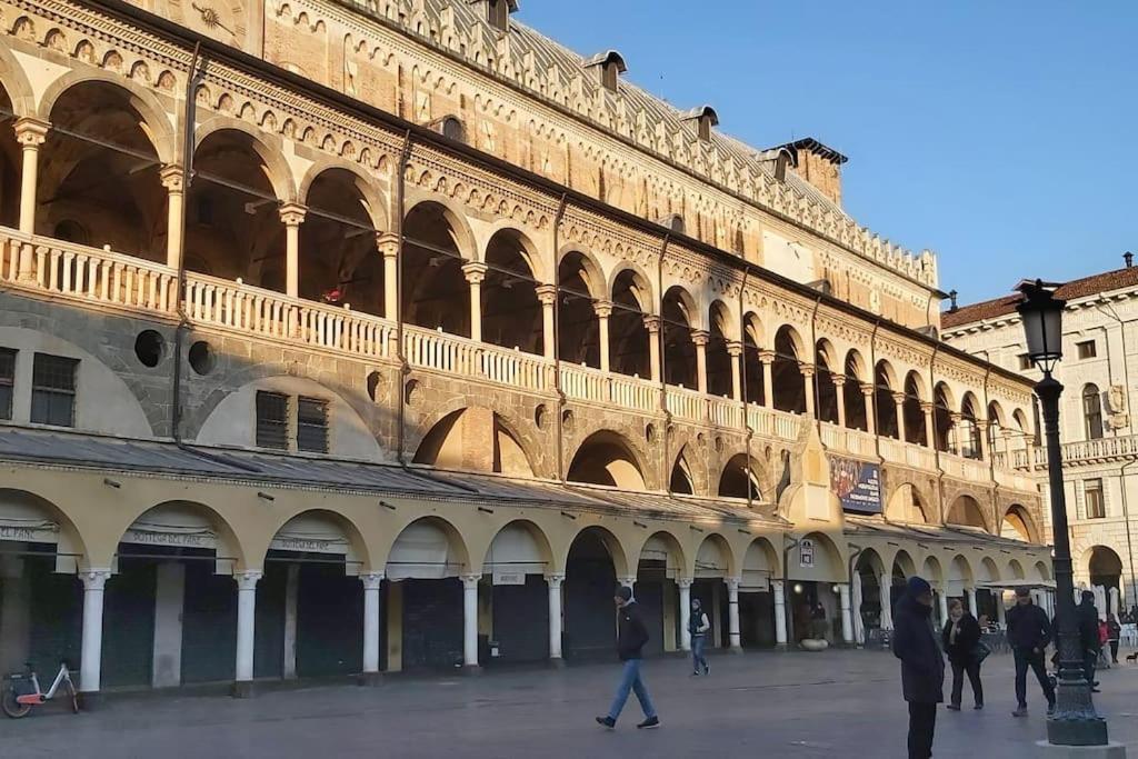Romantic Studio In The Historical Heart Of Padua Exterior foto